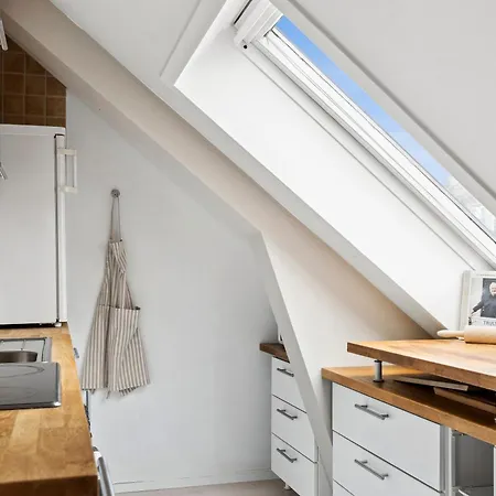 Apartment Cozy 2bdr Apt. 3 Min Walk To Solsiden
